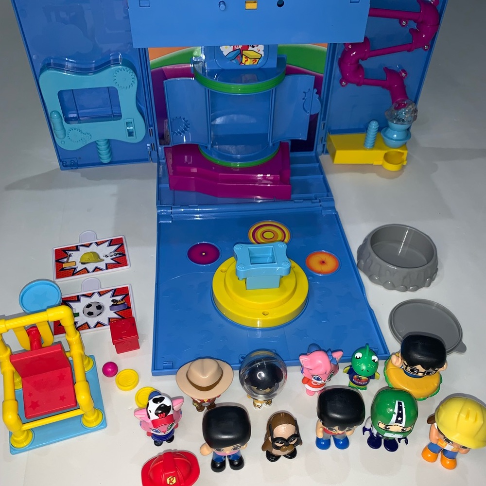 Ryan's Mystery Playdate Large Mystery Box
